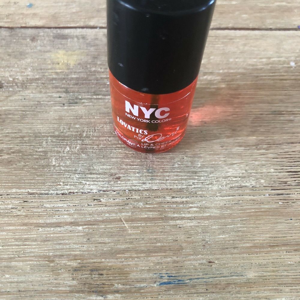 NYC Lovatics By Demi Lip Cheek Stain Cheeky Pink
